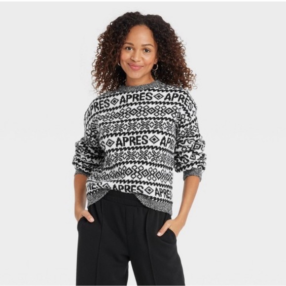NWT Women's Black and White Patterned Sweater - Picture 1 of 4